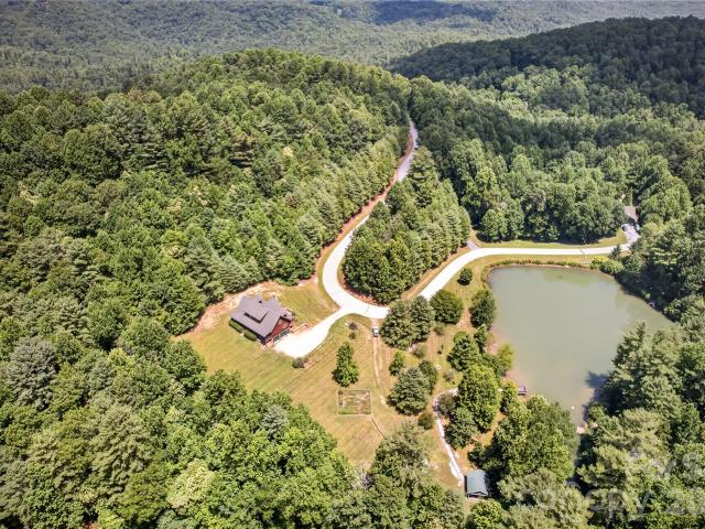 335 Whites Lake Boulevard