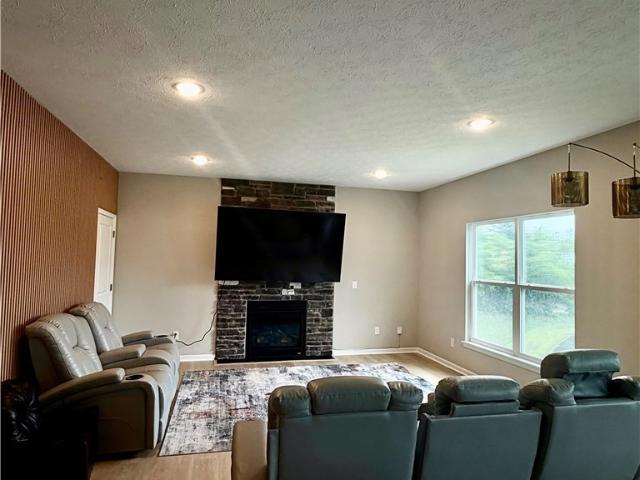 3367 Ponderosa