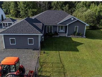 3367 Woodstock Rd, Fredericton, NB, E3E 1A5 house for sale | Listing ID NB136643 | Royal LePage