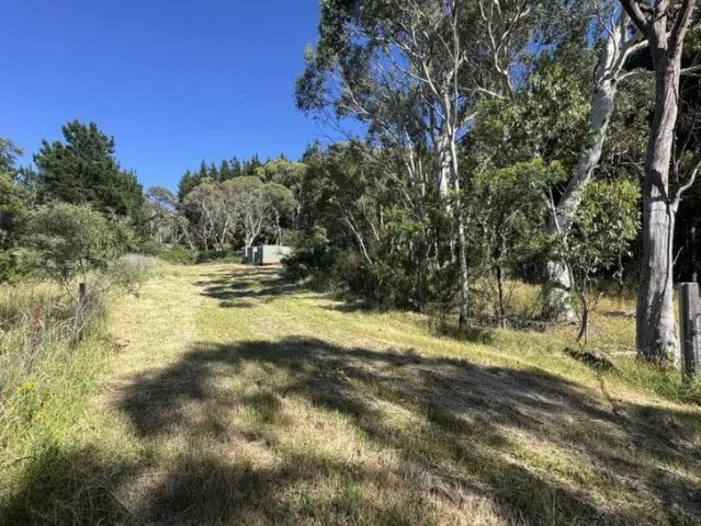 3369m² RuralZoned Parcel Space, Lifestyle & Country Appeal
