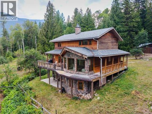 3360 Little Slocan South Road, Passmore, BC, V0G 2J0 house for sale | Listing ID 10399 | Royal LePage