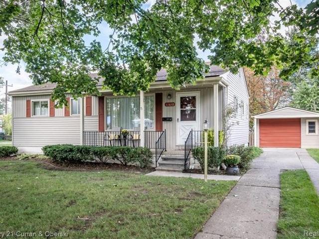 33618 Donnelly St, Garden City, MI 48135