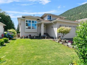 336 Chestnut Avenue, Harrison Hot Springs, BC, V0M 1K0 house for sale | Listing ID R3117 | Royal LePage