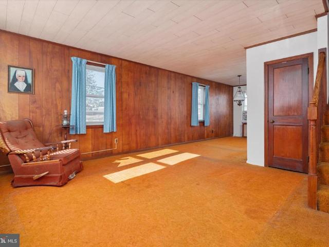 336 Arden Road W