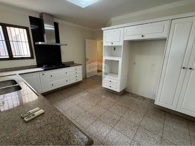 336 Área Útil Apartamento Alugar, 4 Dormitórios localizado em Jardim Santa Ângela, Ribeirão Preto, São Paulo, 14020550 | Brasil