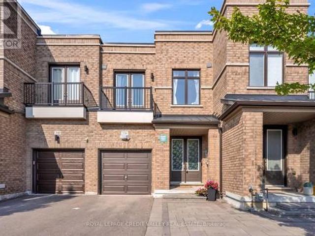 336 Elyse Court, Aurora, ON, L4G 2C9 house for sale | Listing ID N14030 | Royal LePage