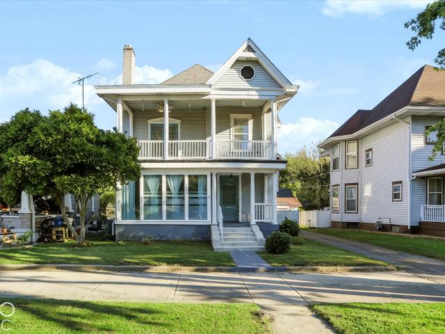 336 W Broadway Street