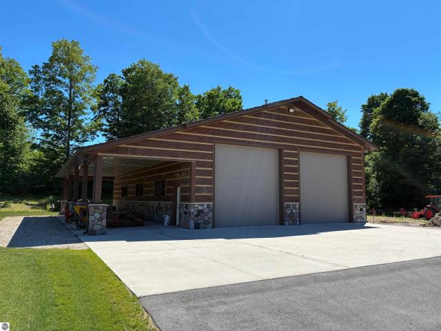 3375 Crum Road