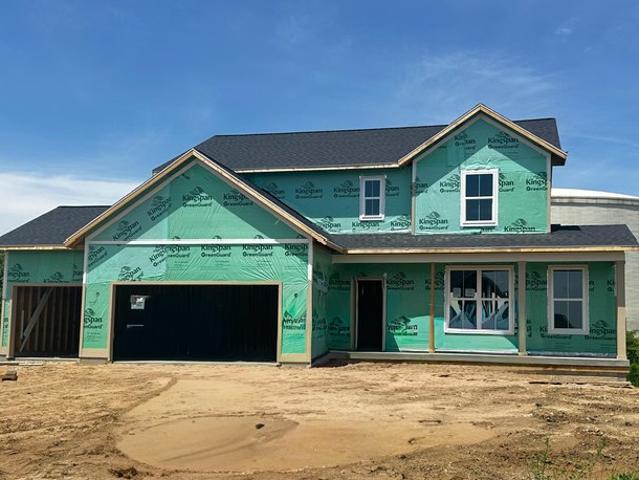 3375 Eagle Peak Dr, Jenison, MI 49428