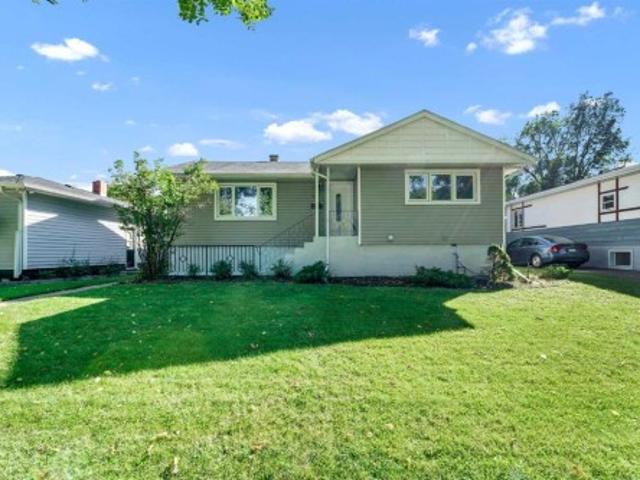 337 8 Street Sw, Medicine Hat, AB, T1A 4L8 house for sale | Listing ID A2346 | Royal LePage