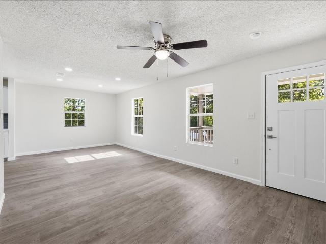 337 County Road 2035