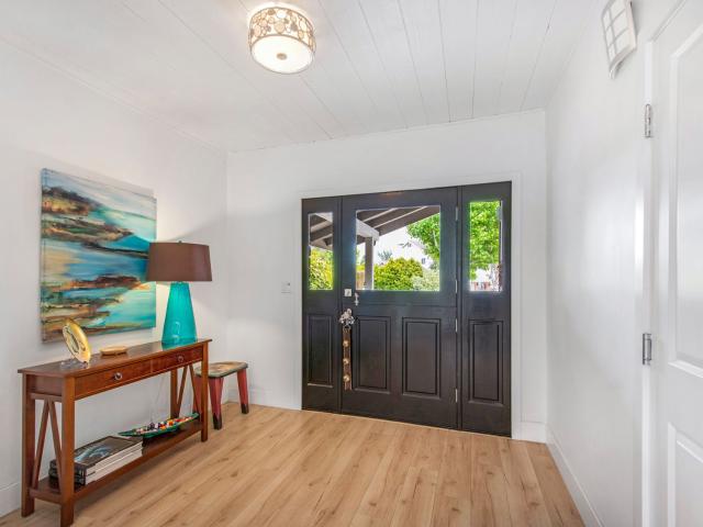 337 Cherry Tree Lane, Newport Beach, US, CA