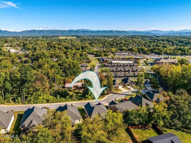 337 English Ivy Trail