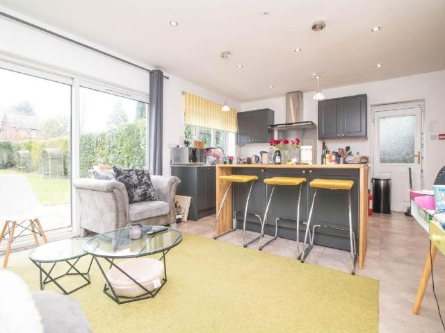 337 Pershore Road, Birmingham, B5 7RY, United Kingdom | Room for rent #114751752 | Rentberry