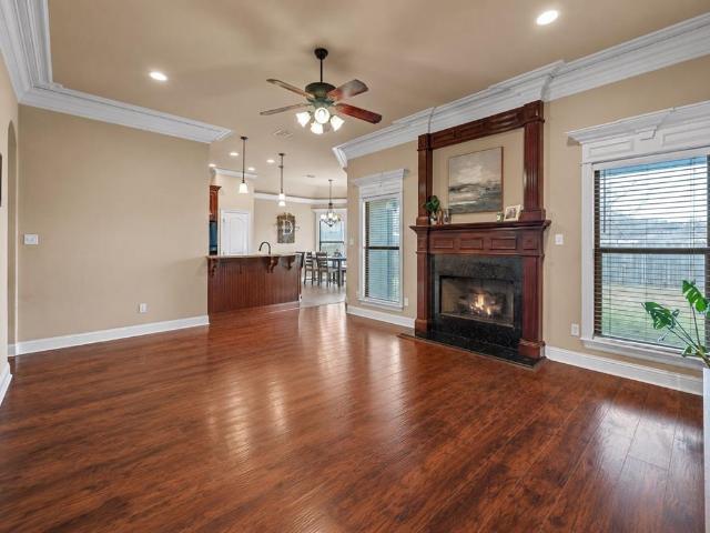 337 Wood Springs