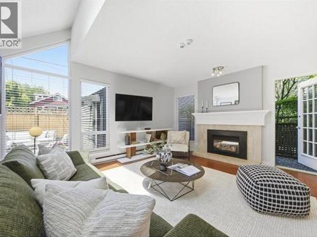3385 W 8Th Avenue, Vancouver, BC, V6R 1Y3 house for sale | Listing ID R3142 | Royal LePage