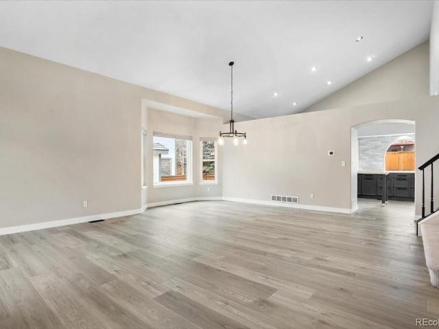 3385 White Oak Lane