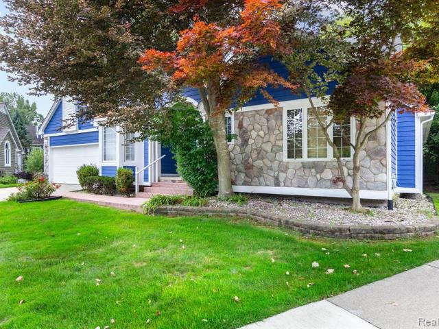 3387 Henley Court