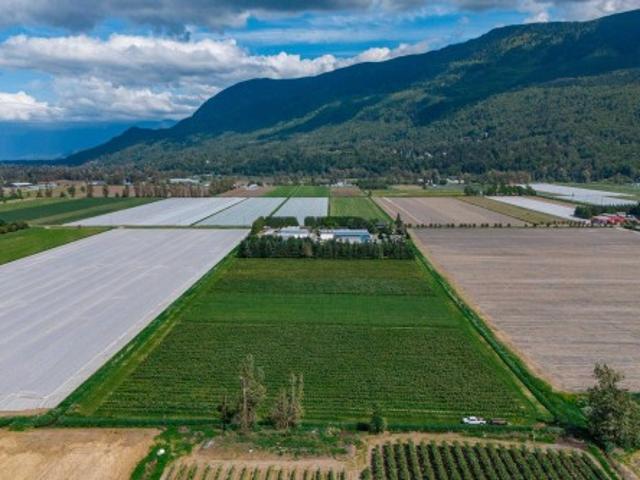 3387 Tolmie Road, Abbotsford, BC, V3G 2T9 house for sale | Listing ID R3123 | Royal LePage