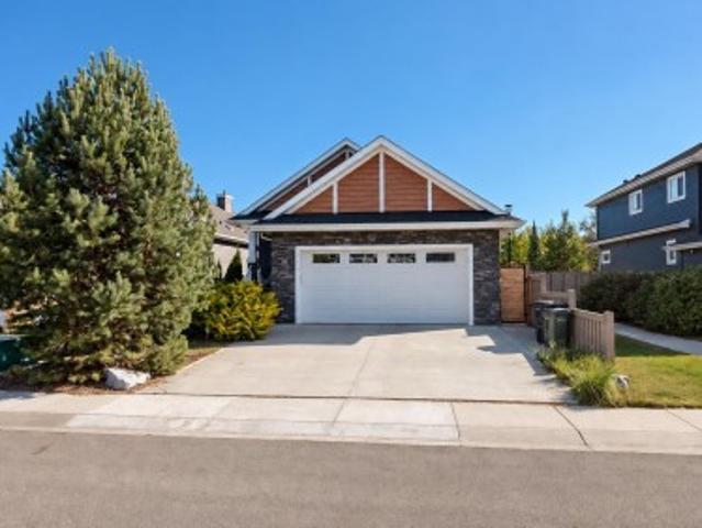 3381 Chickadee Drive Nw, Edmonton, AB, T5S 0K9 house for sale | Listing ID E4512 | Royal LePage
