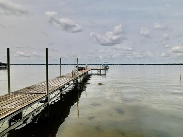3381 Long Point Dr, Houghton Lake, MI 48629