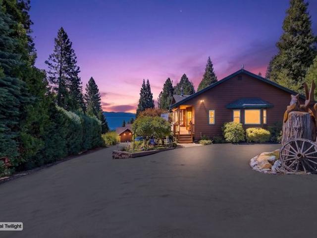 3382 Cedar Ln, Lake Almanor, CA 96137
