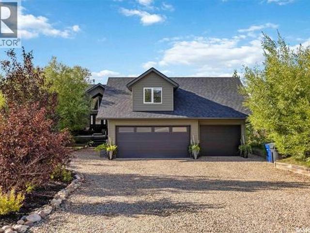 338 Laurier Crescent, North Saskatchewan River, SK, S0K 2L0 Luxury House for sale | Listing ID SK046184 | Royal LePage Carriage Trade Luxury Properties