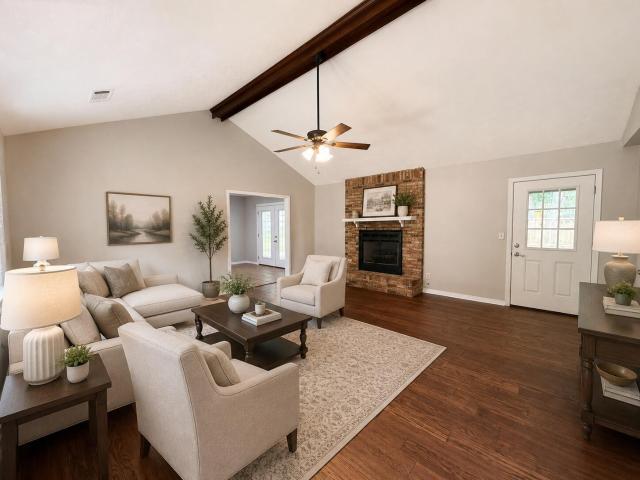 338 Pinewood