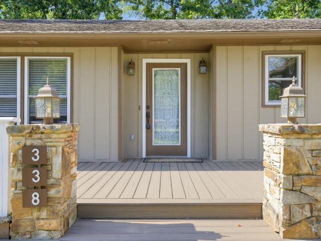 338 Royal Oak Dr