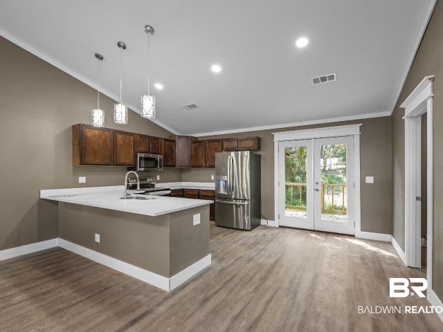 338 Ridgewood Drive