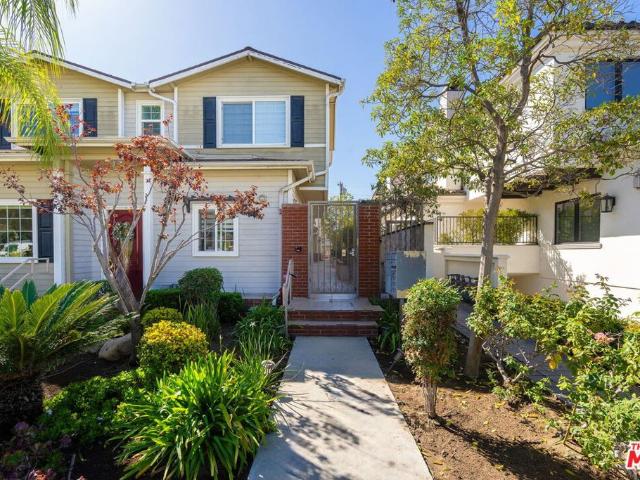 338 W Milford Street 106