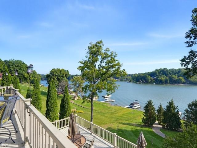338 W Mohawk Drive