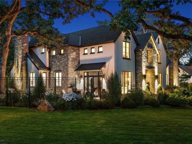 3395 Weald Rd South, Oak Bay, BC, V8R 6E4 house for sale | Listing ID 1047 | Royal LePage