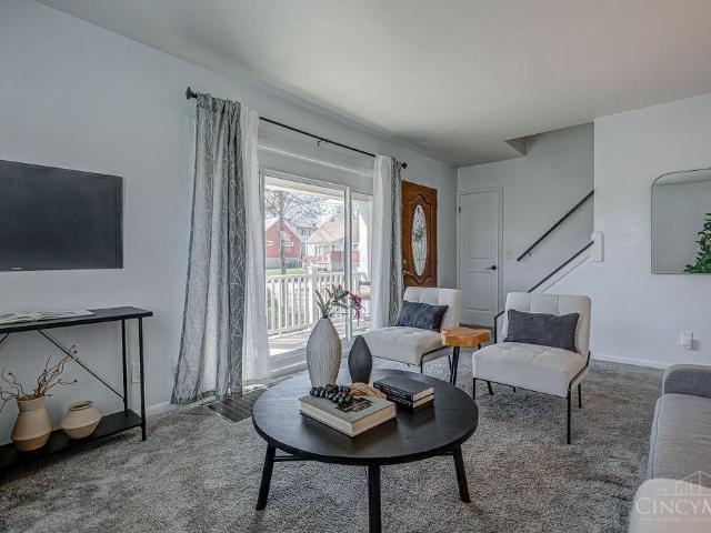 3396 Greencrest Court