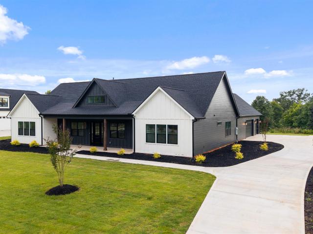 3392 Fairview Road