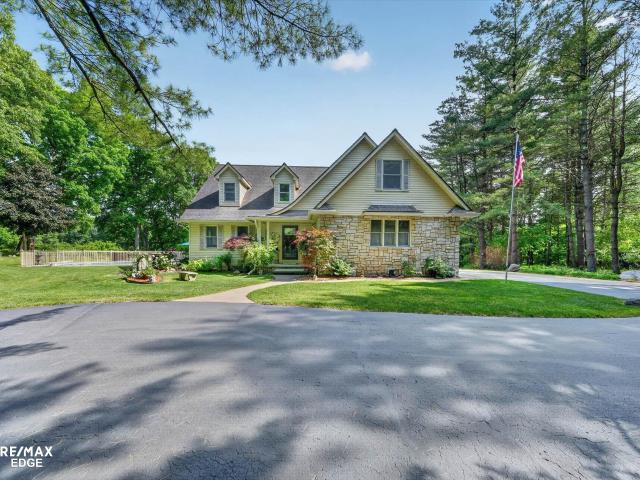 3393 Lippincott Road