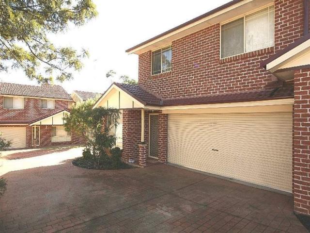 3/39 Bringelly Road Kingswood