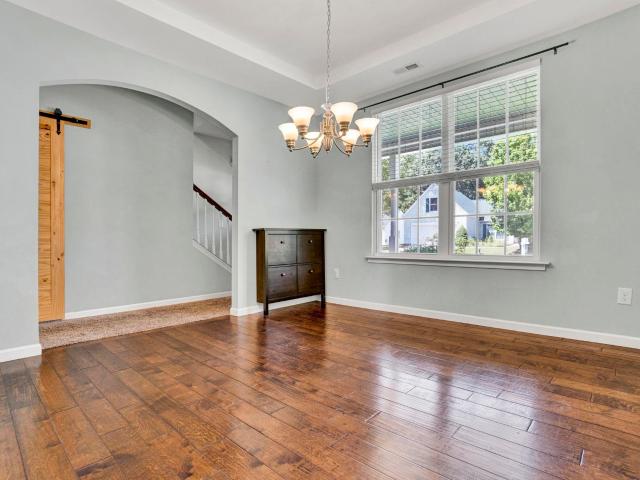 339 Hamilton Parkway