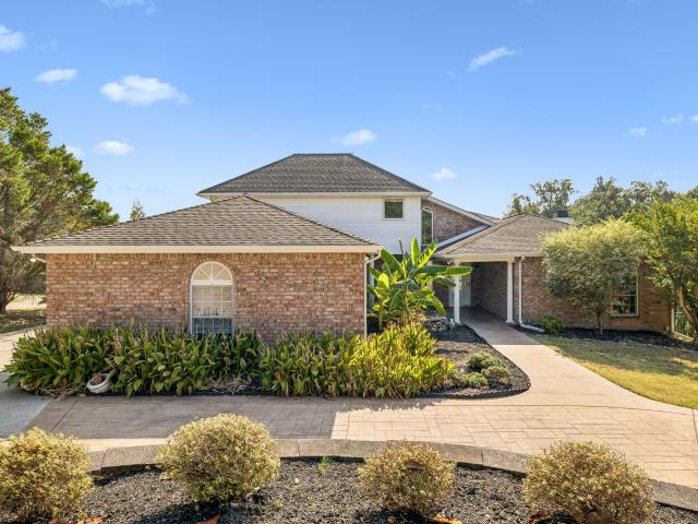 339 Lakeview Cir