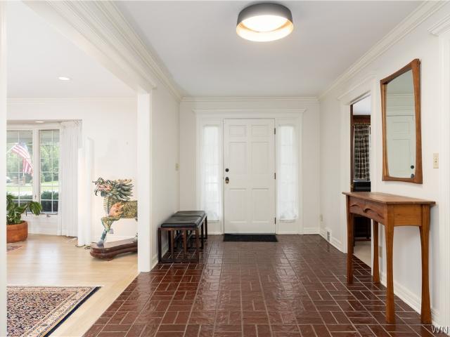 339 Stonehenge Dr