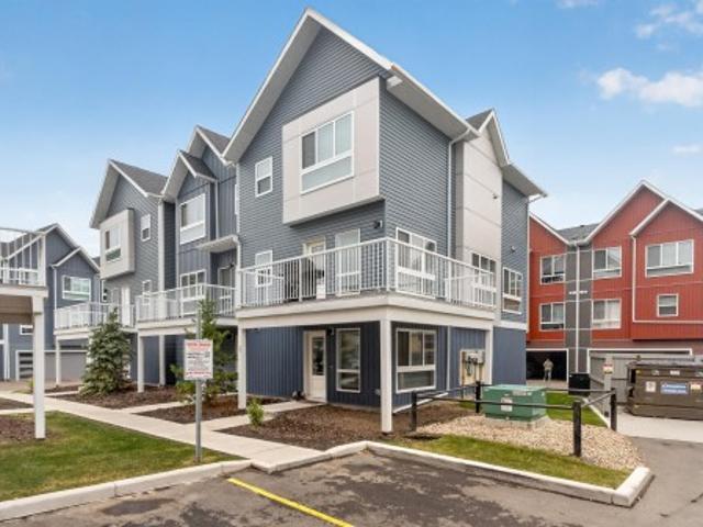 37 979 Crystallina Nera Wy Nw, Edmonton, AB, T5Z 0S3 townhouse for sale | Listing ID E4512 | Royal LePage