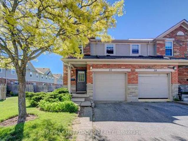 37 124 Gosling Gardens, Guelph, ON, N1G 5K6 townhouse for sale | Listing ID X13640 | Royal LePage