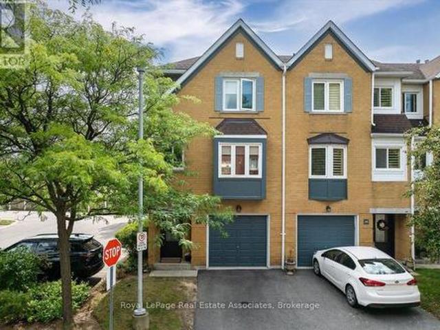37 2300 Brays Lane, Oakville, ON, L6M 3J9 townhouse for sale | Listing ID W13716 | Royal LePage