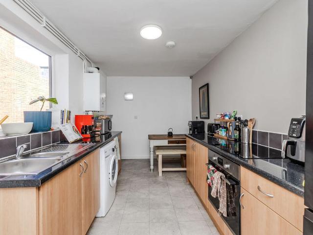 Tosson Terrace, Heaton, Newcastle Upon Tyne, Tyne And Wear, UK NE6, 2 bed flat to rent, £950 pcm | PrimeLocation