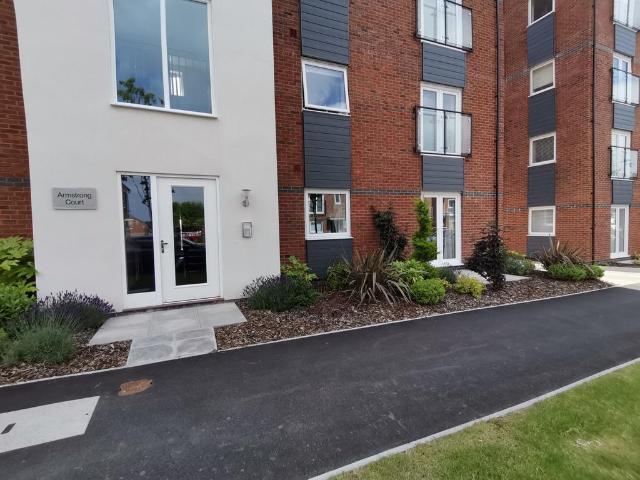 37 Victoria Crescent, Shirley, B90 2FG, United Kingdom | 2 bed apartment for rent #113528854 | Rentberry