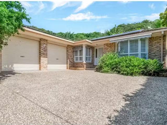 37 Wilkinson Crescent, Currumbin Waters House for rent Listed.