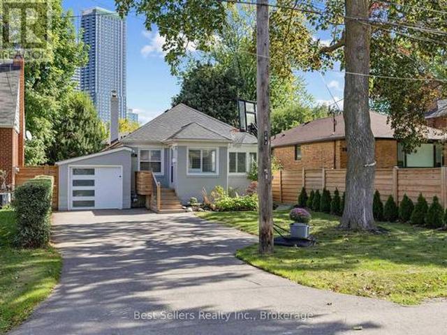 37 Wilmar Road, Toronto, ON, M9B 3R8 house for sale | Listing ID W13815 | Royal LePage