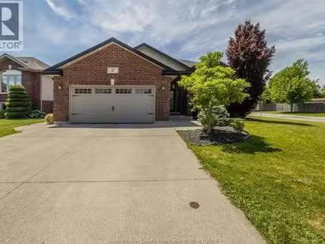37 Antonio Court, Leamington, ON, N8H 5P8 house for sale Li.