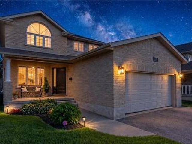 37 Applewood Street, Plattsville, ON, N0J 1S0 house for sale | Listing ID 40852 | Royal LePage