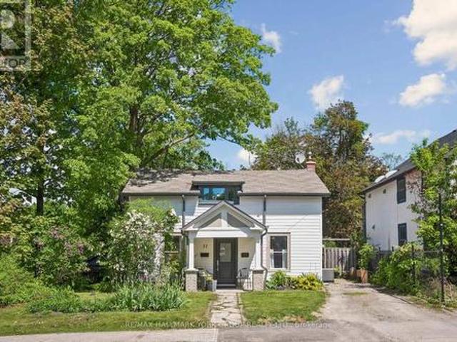 37 Arnold Crescent, Richmond Hill, ON, L4C 3R6 house for sale | Listing ID N13623 | Royal LePage